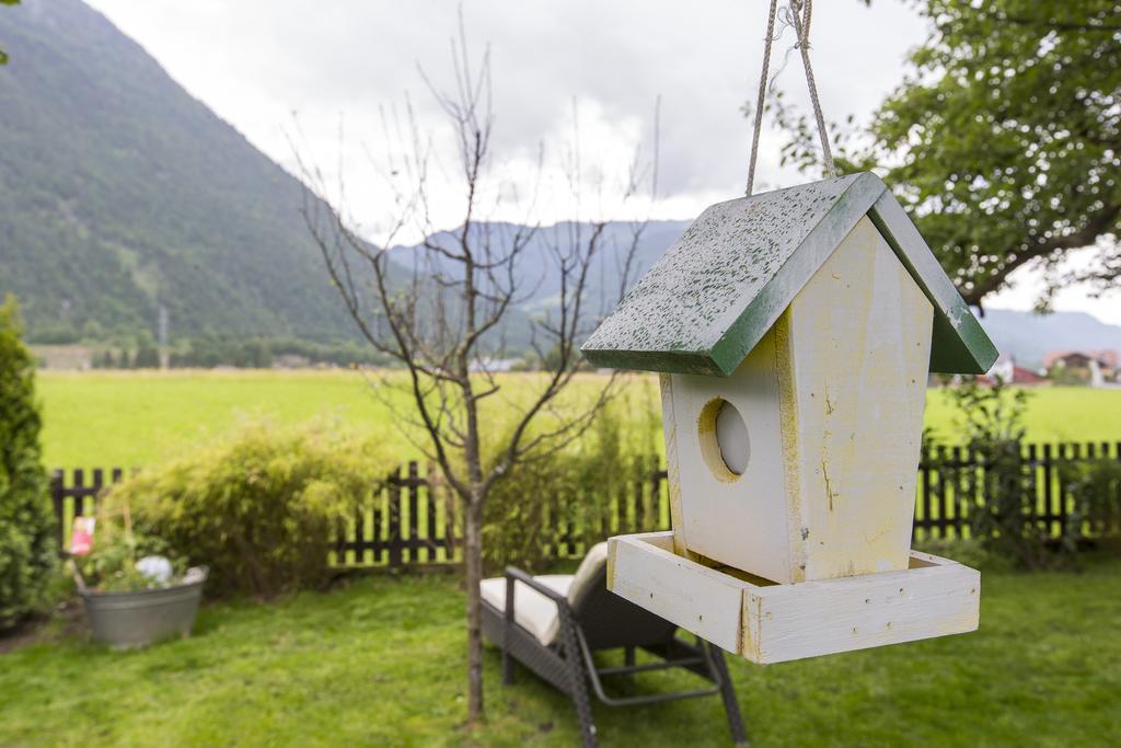 Forest Chalet, 15 Min To Salzburg Olt Town, And Most Beautiful Lakes, Secluded Location, 1,000 Sqm Garden, Mountainview, Panorama Sauna, Bath Whirlpool, Bbq&Bikes&Sunbeds For Free, Up To 10 P Голинг ан дер Залцах Екстериор снимка