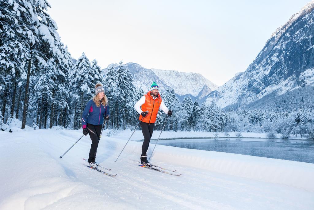 Forest Chalet, 15 Min To Salzburg Olt Town, And Most Beautiful Lakes, Secluded Location, 1,000 Sqm Garden, Mountainview, Panorama Sauna, Bath Whirlpool, Bbq&Bikes&Sunbeds For Free, Up To 10 P Голинг ан дер Залцах Екстериор снимка